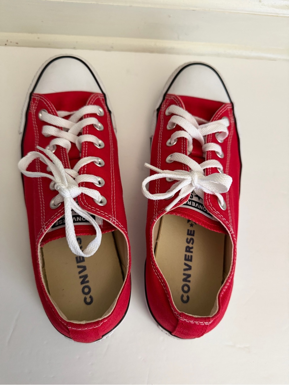 Converse Chuck Taylor All Star Low-Top Sneaker - Red Unisex M 8 W 10 - Picture 3 of 6